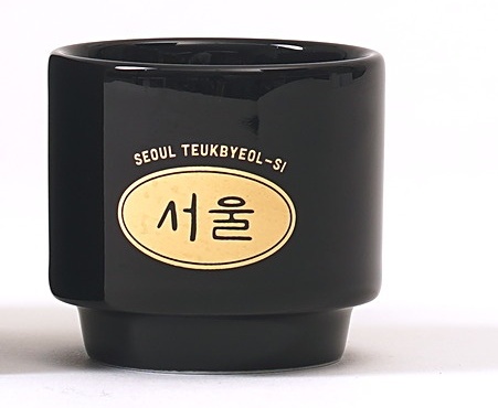 금장 서울 뱃지, 가까이서